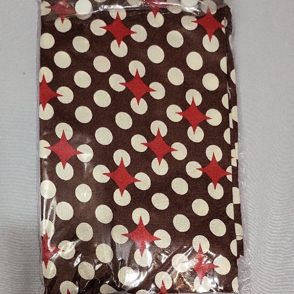 Udder Covers Brown Polka Dot Nursing Cover for Kids - Picture 3 of 3